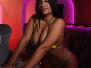 Myfreecams Private Sex Chat of Kira_Krush