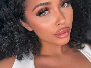Myfreecams Live Sex Cam of Moan_4_you