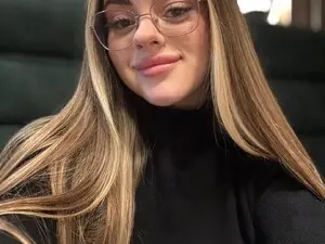 Myfreecams Live Porn of LiliaT_