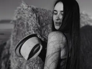 Myfreecams Adult Webcams of Tutti_Frutt1