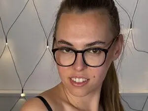 Myfreecams Live Porn of AriianaDoll