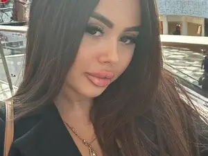 Myfreecams Sex Cam of AryaTemptress