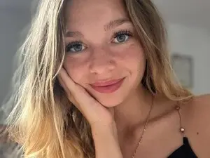 Myfreecams Nude Webcam of Yukiia