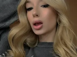 Myfreecams Live Sex Cam of Emmacin