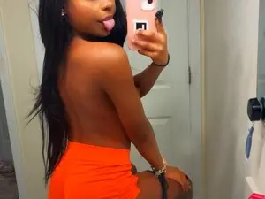 Myfreecams Sex Cam of AlicexMaisie