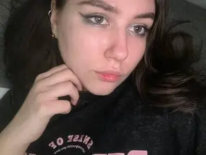Myfreecams Live Sex Cam of CherryHanki