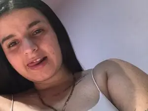 Myfreecams Watch Live Sex Cams of Aidana19