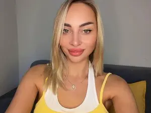 Myfreecams Free Porn Cam of SaraShine_