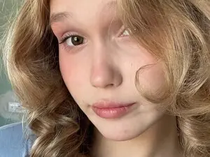 Myfreecams Private Sex Chat of AdelineCrash
