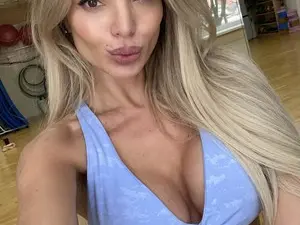 Myfreecams Sex Cam of ChloeJakson