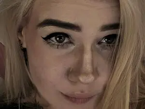 Myfreecams Live Porn of RedVelveten