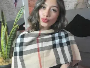 Myfreecams Adult Video Chat of celes_cute69