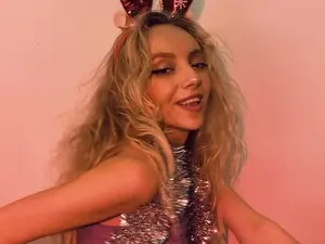 Myfreecams Private Sex Chat of Emily_Sweetyy