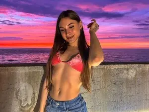 Myfreecams Free Porn Cam of SarahRhyder