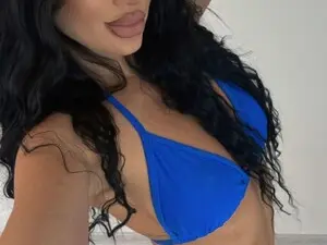 Myfreecams Sex Chat of BellaDiamond