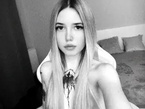 Myfreecams Sex Chat of Serphelia