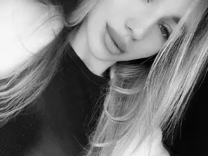 Myfreecams Free Porn Cam of Ladyinred