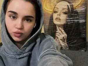 Myfreecams Watch Live Sex Cams of Charlisx