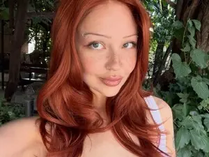 Myfreecams Live Sex Cam of Sk8Gurl420