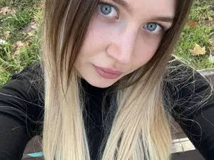 Myfreecams Nude Webcam of BuckwheatLady