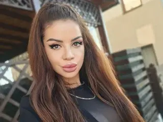 Streamate Watch Live Sex Cams of Alesquirt111