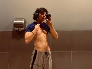 Streamate Free Live Porn of JayTorres