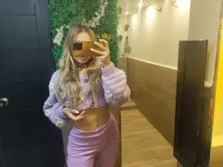 Streamate Adult Webcams of RainbowLov21