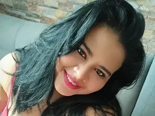 Streamate Adult Webcam of Tania_Cruz