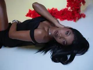 Streamate Nude Webcam of GenesisJordan