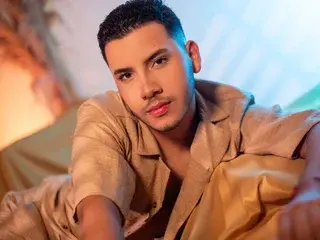 Streamate Live Sex of Axel_greyy