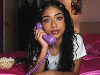 Streamate Sex Cam of katheMiiller