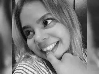 Streamate Live Sex Cam of sweetcristaldoll