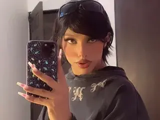 Streamate Best live sex cam show of DemonicMaryam