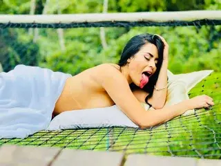 Streamate Private Sex Chat of Emma_Johnson