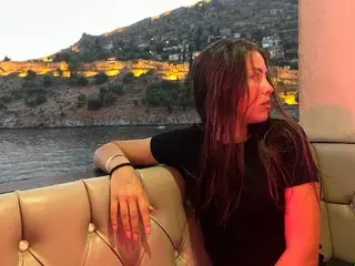 Streamate Live Sex of Millie_Mose21