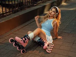 Streamate Sex Chat of RossieMontes