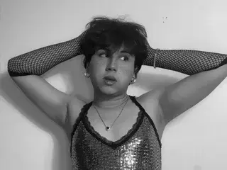 Streamate Nude Webcam of FemCupid