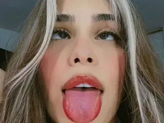 Streamate Private Sex Chat of crisbelllopez