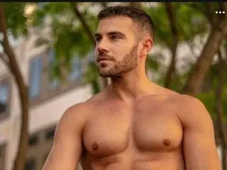 Streamate Nude Webcam of alphahhunk