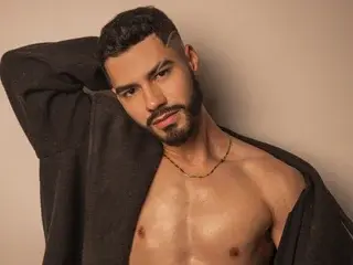 Streamate Watch Live Sex Cams of Cameros_Pierce