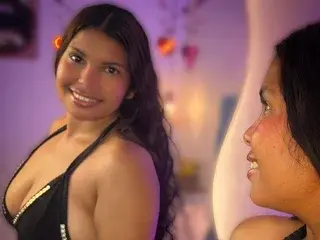 Streamate Sex Cam of dulcecooper19