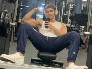 Streamate Free Porn Cam of LiamAndrwz