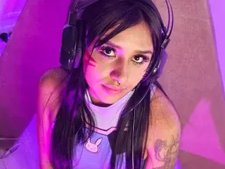 Streamate Sex Cam of Ssara_More