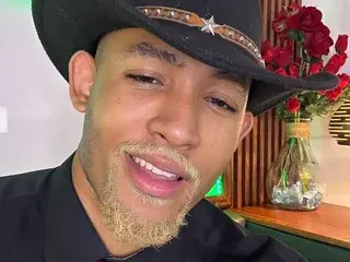 Streamate Private Sex Chat of BentoFox