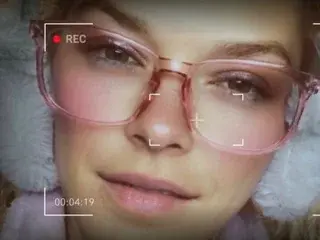 Streamate Free Porn Cam of JizzonJess