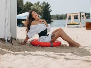 Streamate Free Porn Cam of HappyFlowerr