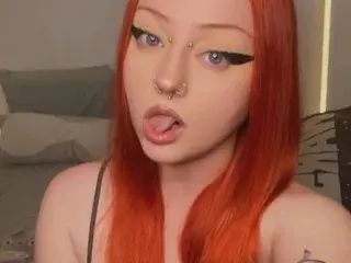 Streamate Watch Live Sex Cams of ChloeLevine