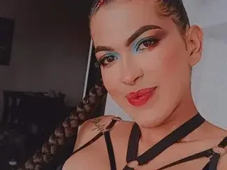 Streamate Best live sex cam show of LuciaMarks