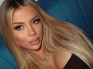 Streamate Nude Webcam of IvyRubens