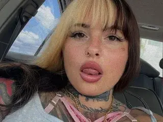 Streamate Adult Webcam of HoneyDripsOnYou